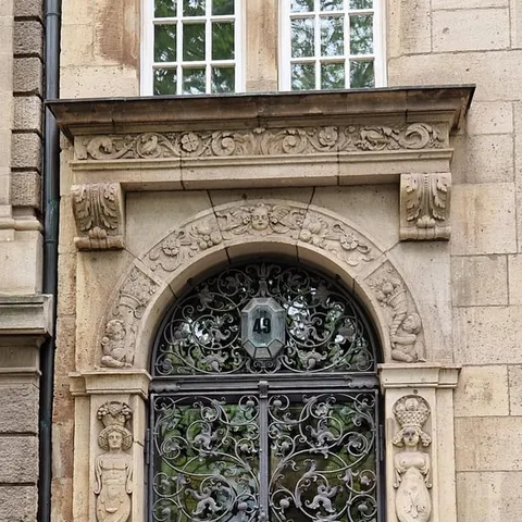 An ornate doorway on a Dusseldorf facade